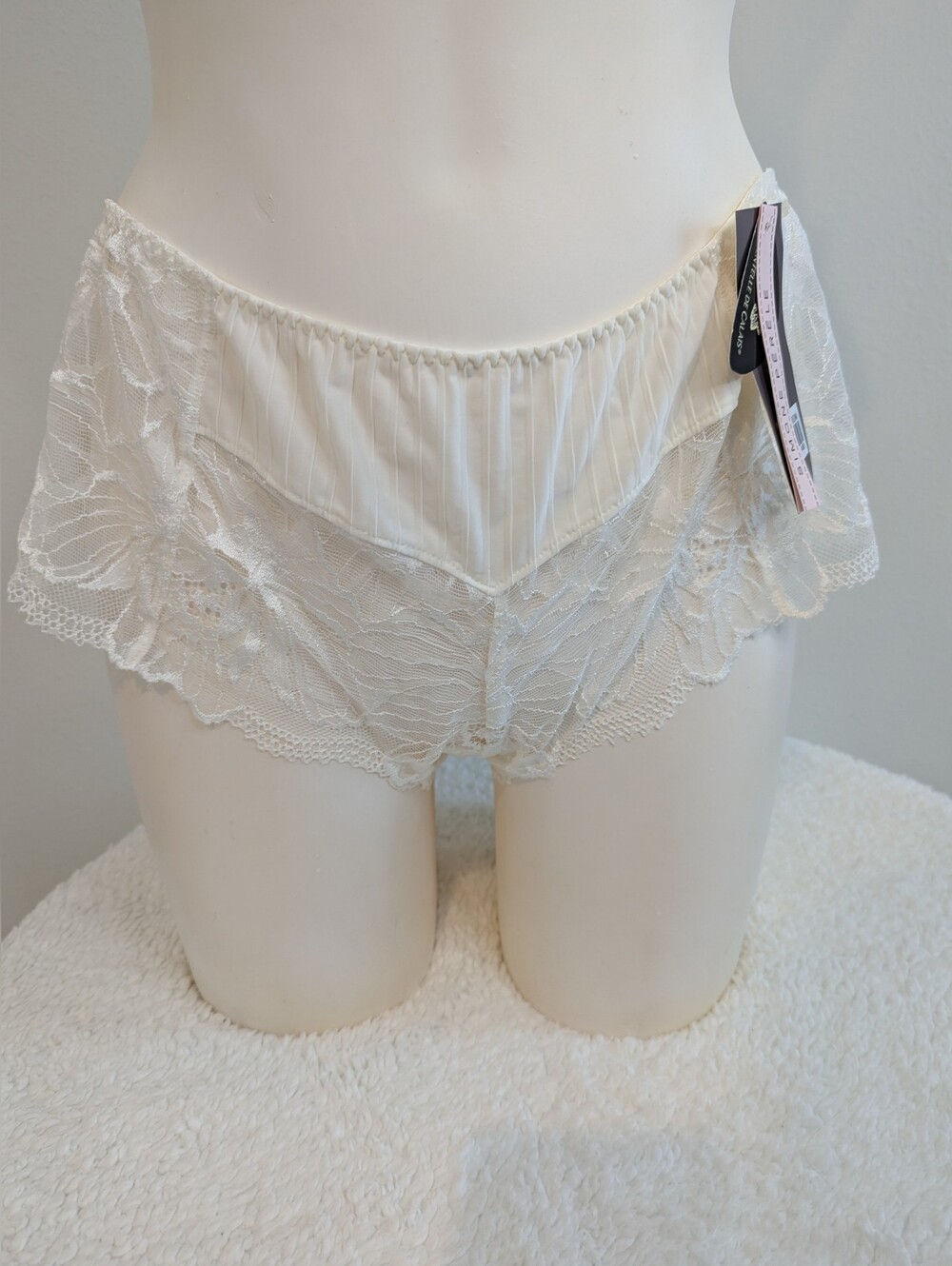 Simone Perele Bagatelle Ivory Lace Bra & Boyshort Set 36E / L NWT - Picture 2 of 12